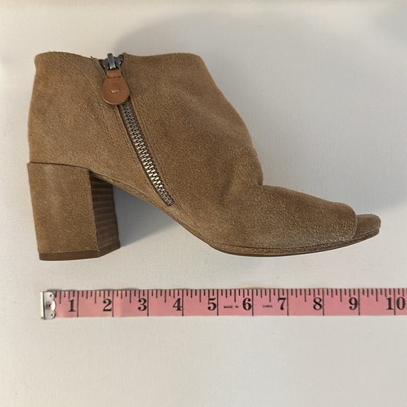 Kenneth Cole Gentle Souls Camelia slouch chunky heel shoes women’s size 6 - Picture 13 of 14